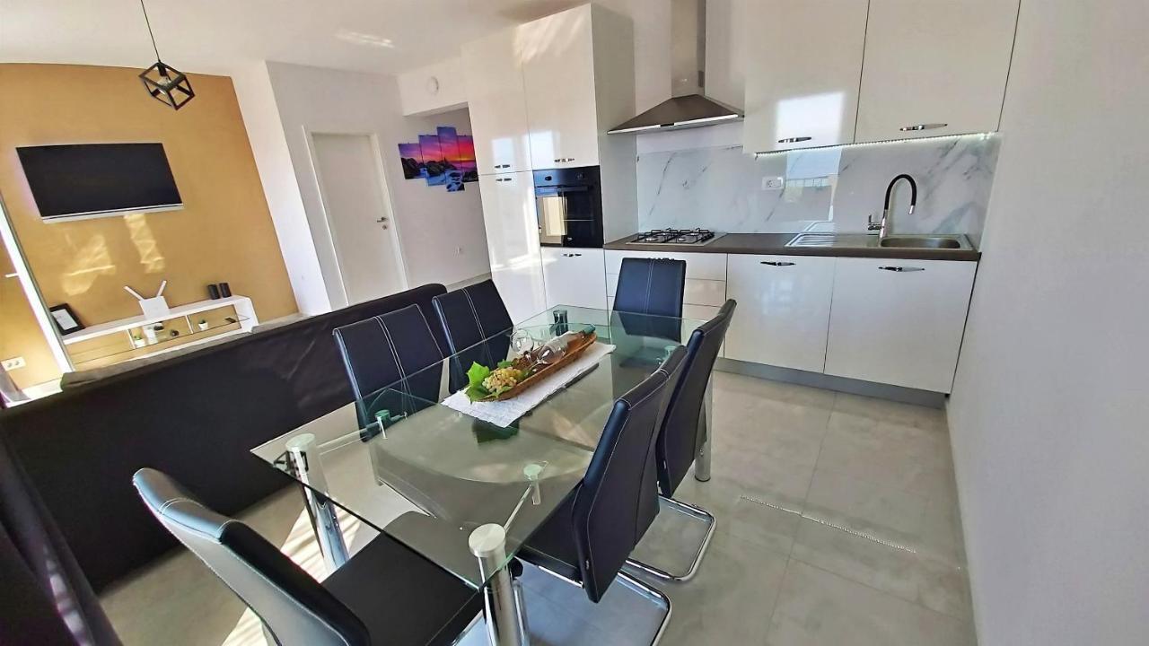 Apartments Zorica Duće Eksteriør billede