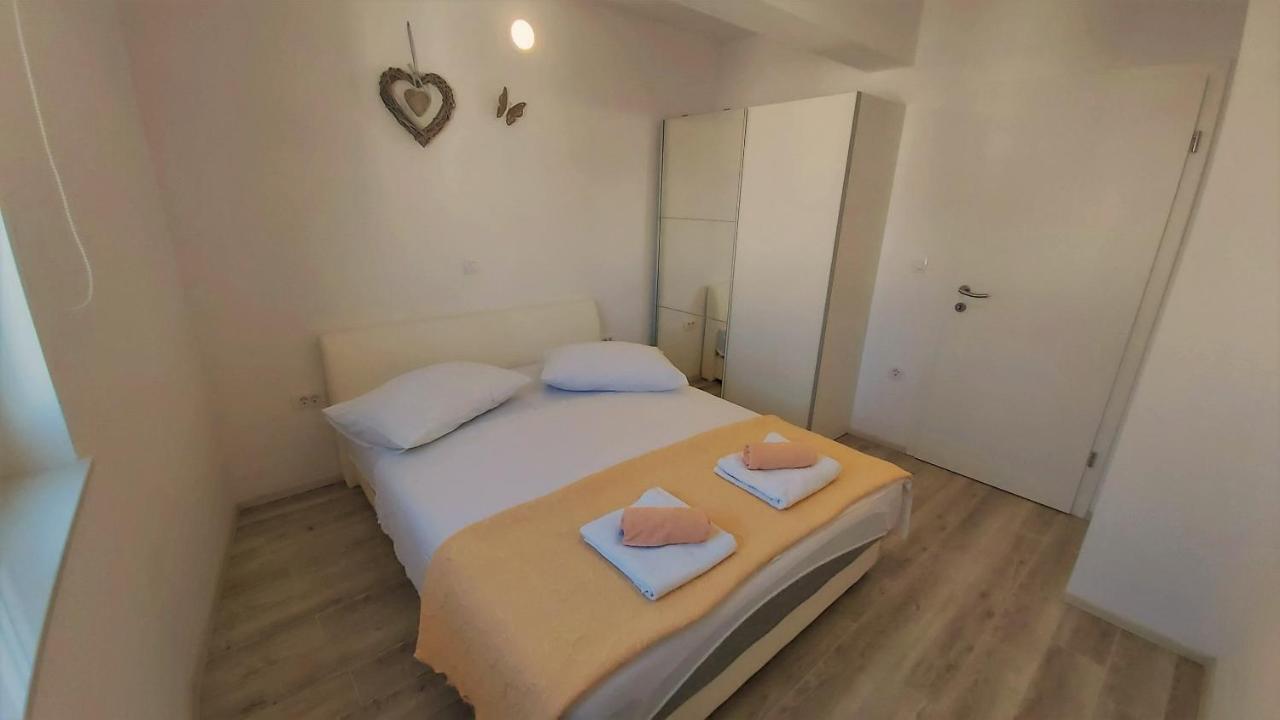 Apartments Zorica Duće Eksteriør billede