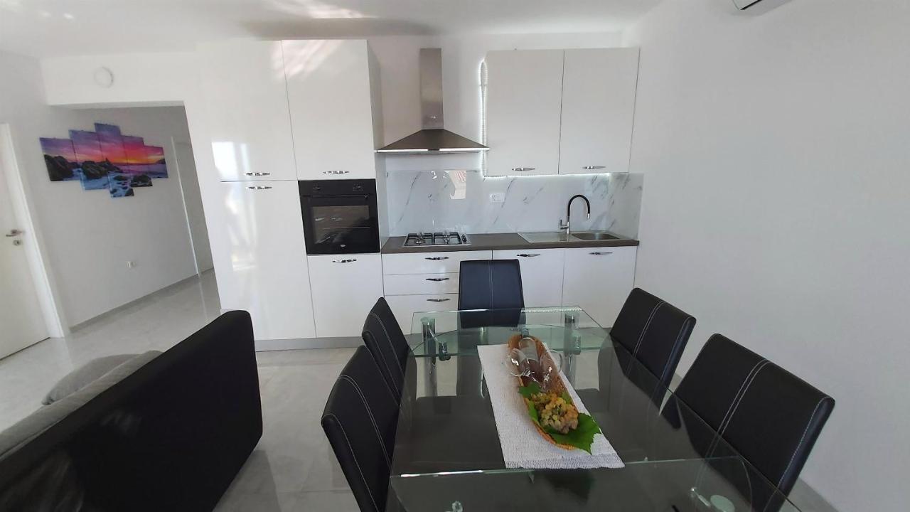 Apartments Zorica Duće Eksteriør billede