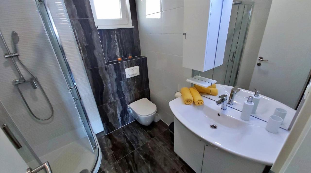 Apartments Zorica Duće Eksteriør billede